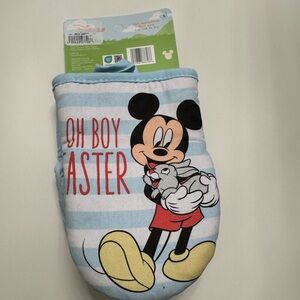 Disney Mickey Mouse Easter Oven Mitt